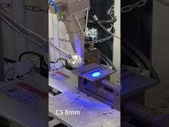 2000 Вт волоконно-оптическая сварочная головка способна сварить углеродистую сталь и нержавеющую сталь