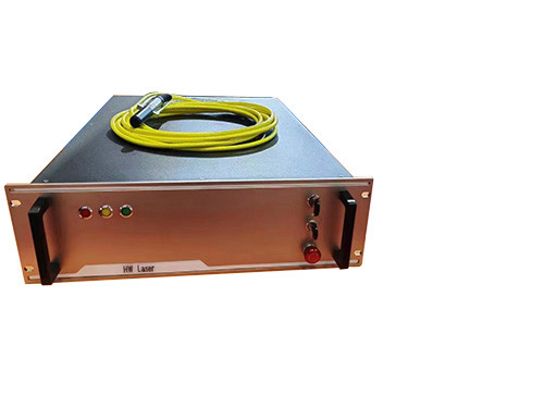 Хорошая цена. 1064 нм Волоконный лазерный источник 1000w 1500w 2000w Тип без ослабления онлайн